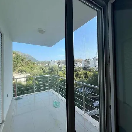 Potam 1 Apartment Himare