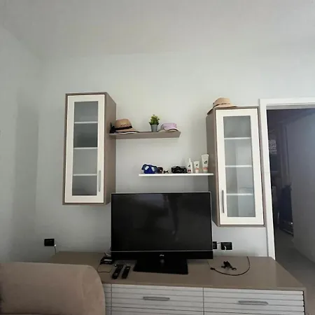 Apartment Potam 1 *